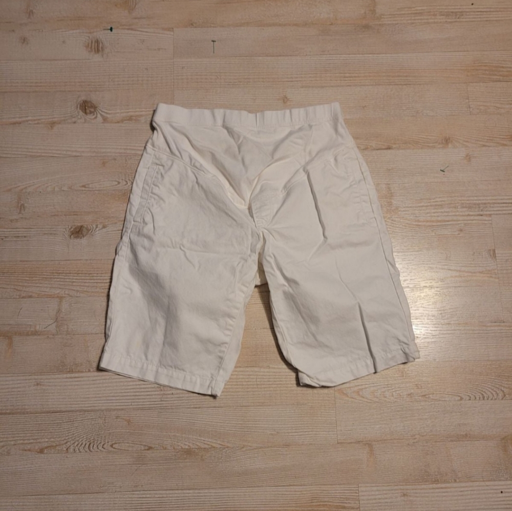 Old Navy Size 1 Maternity Shorts